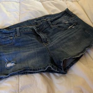 AE distressed Shorts